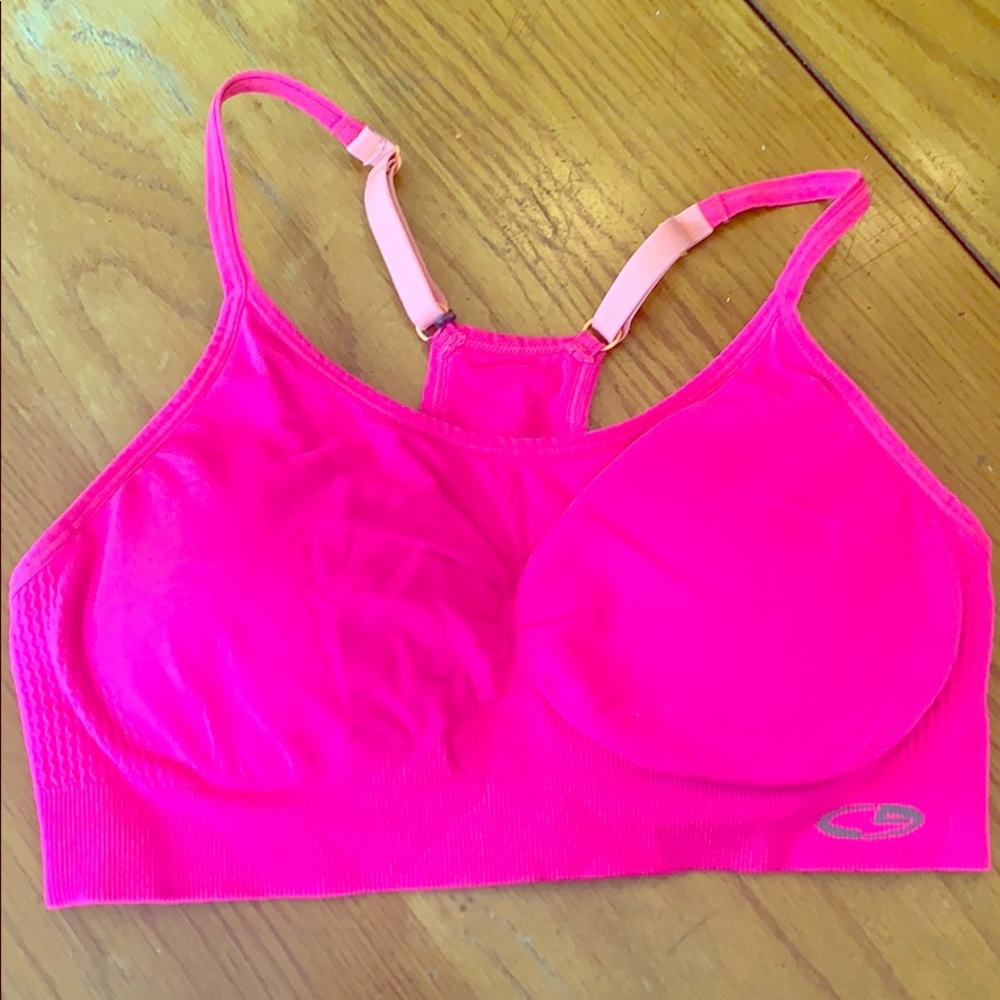 Women’s sports bra